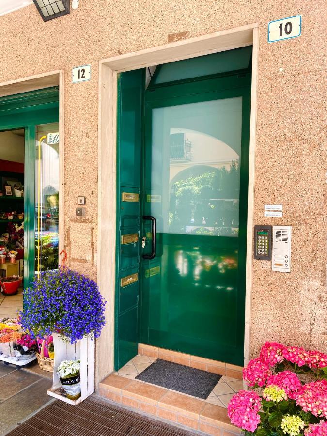 Home - Alessandra Holiday House ピオーヴェ・ディ・サッコ エクステリア 写真